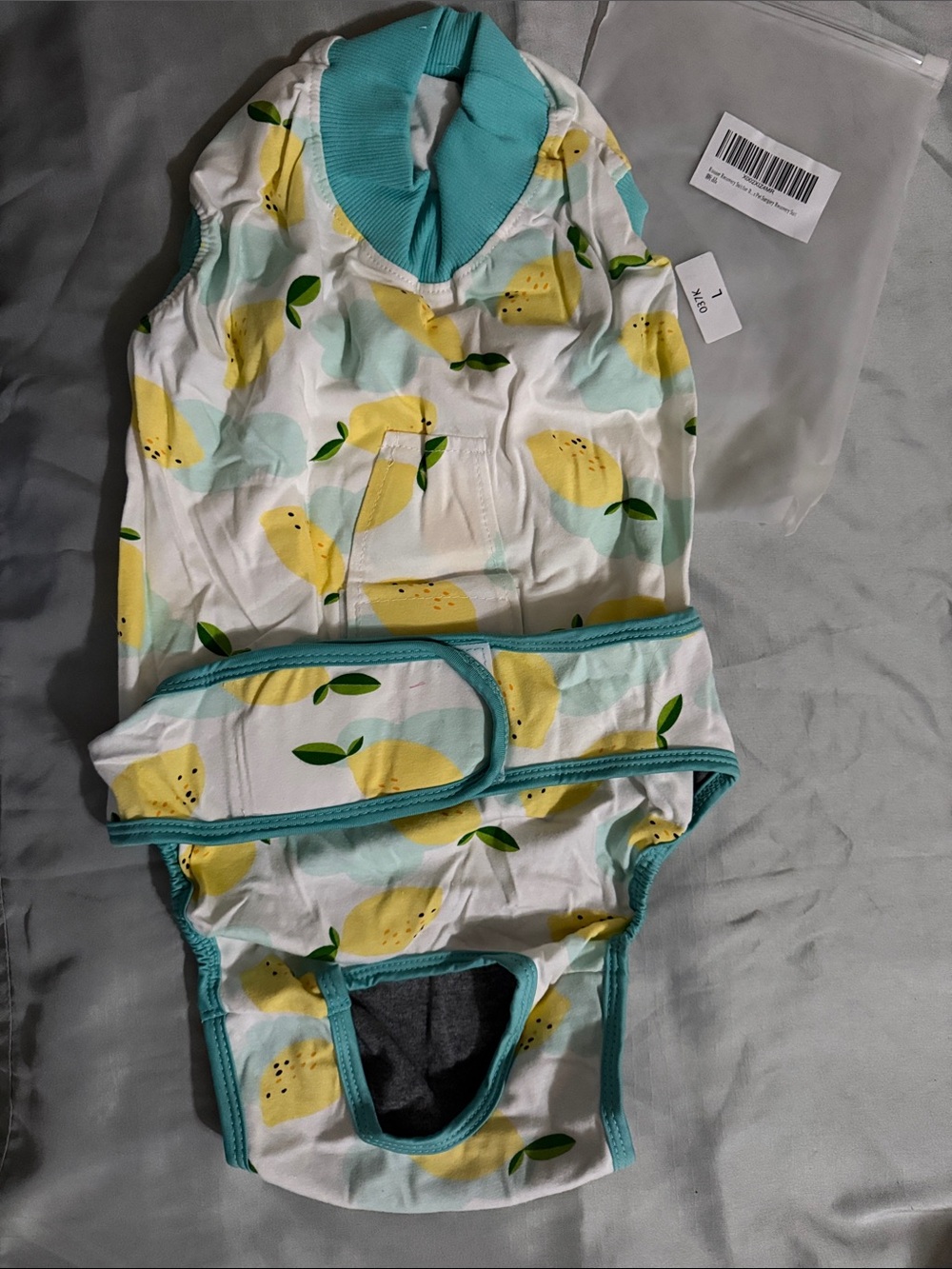 NWT Recovery Suit for Dogs size L Lemon Print with Teal Trim